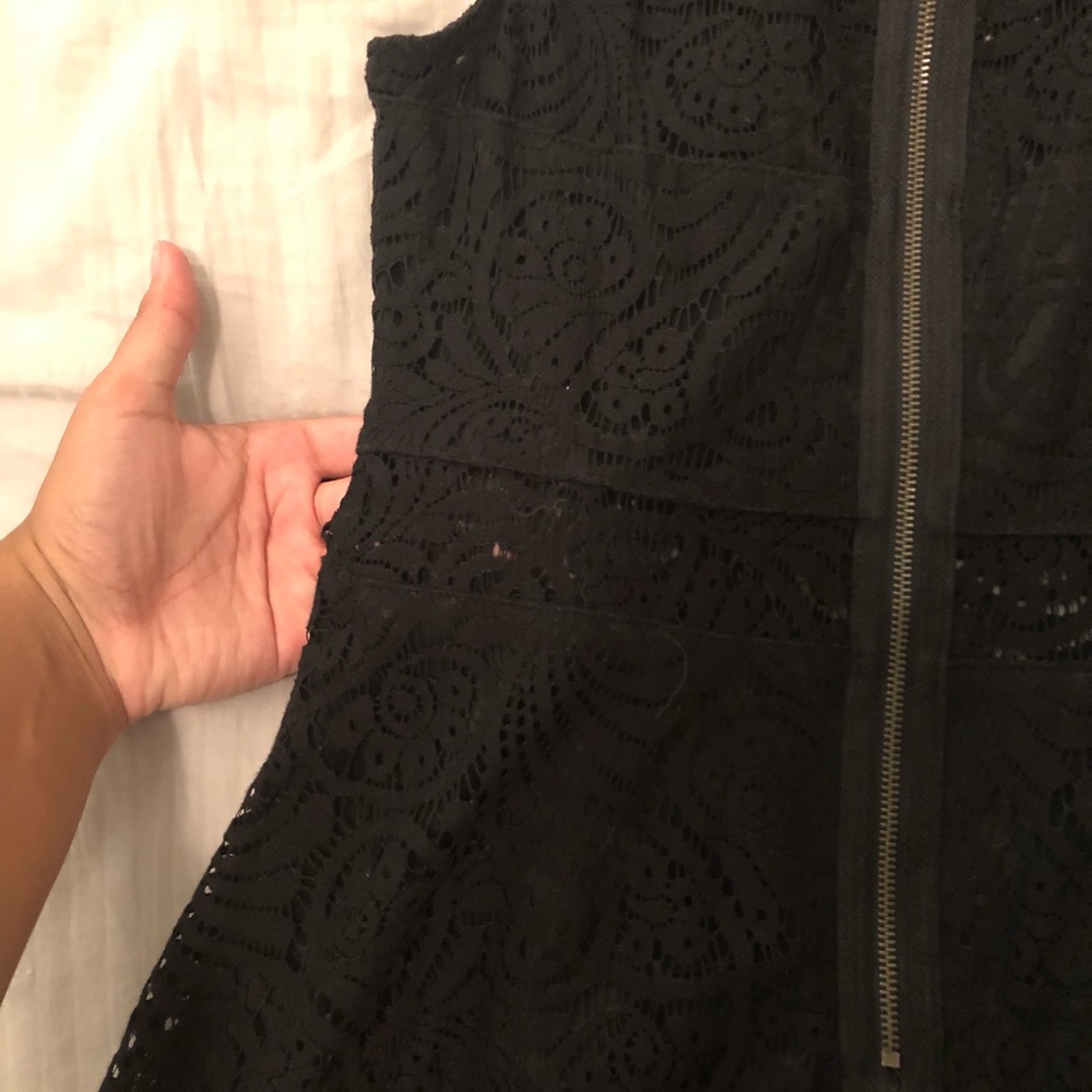 Dress - Picture 2 of 6